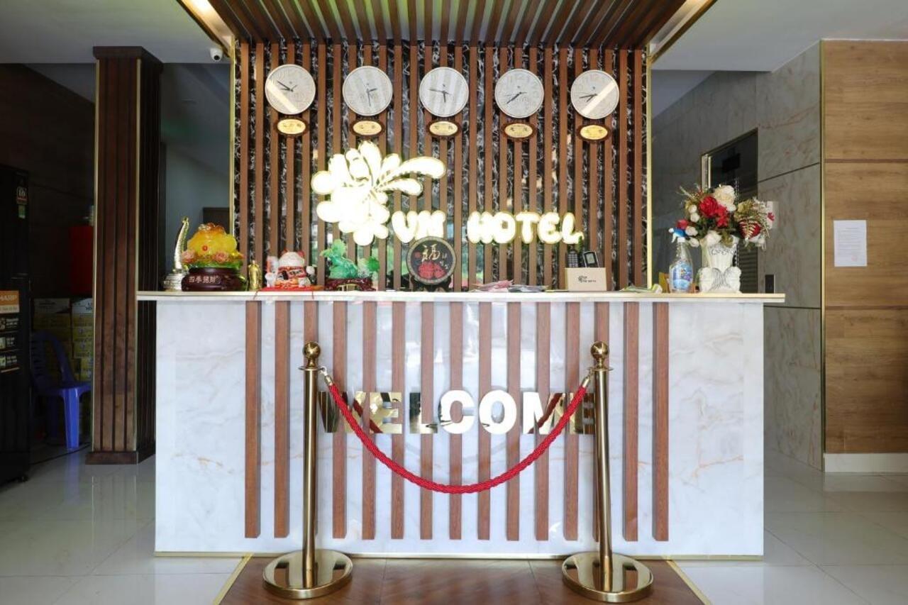 Vienna Hotel Хошимин Екстериор снимка